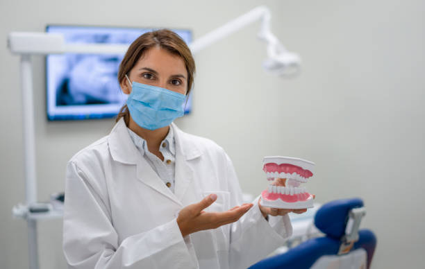 Best Emergency Dental Care for Broken or Chipped Teeth in Jourdanton, TX