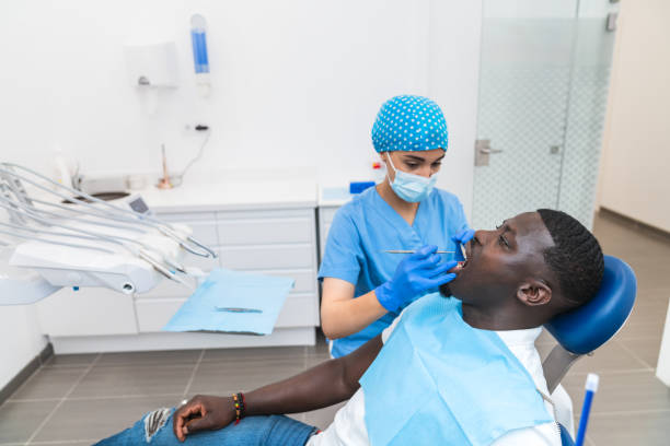Best Emergency Tooth Extraction in Jourdanton, TX
